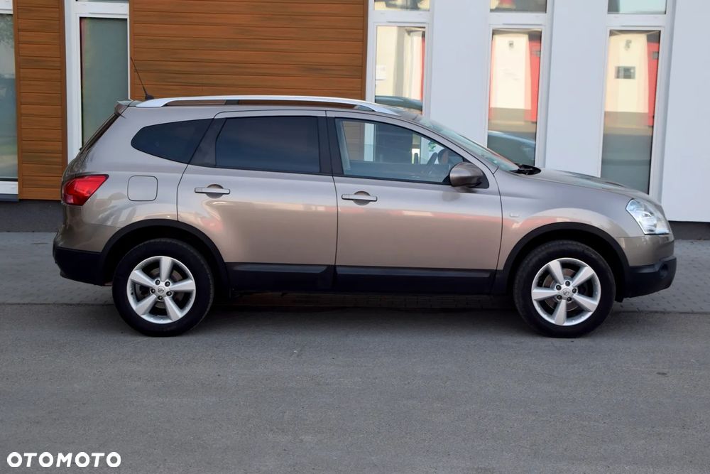 Nissan Qashqai+2 2.0 Tekna - 8