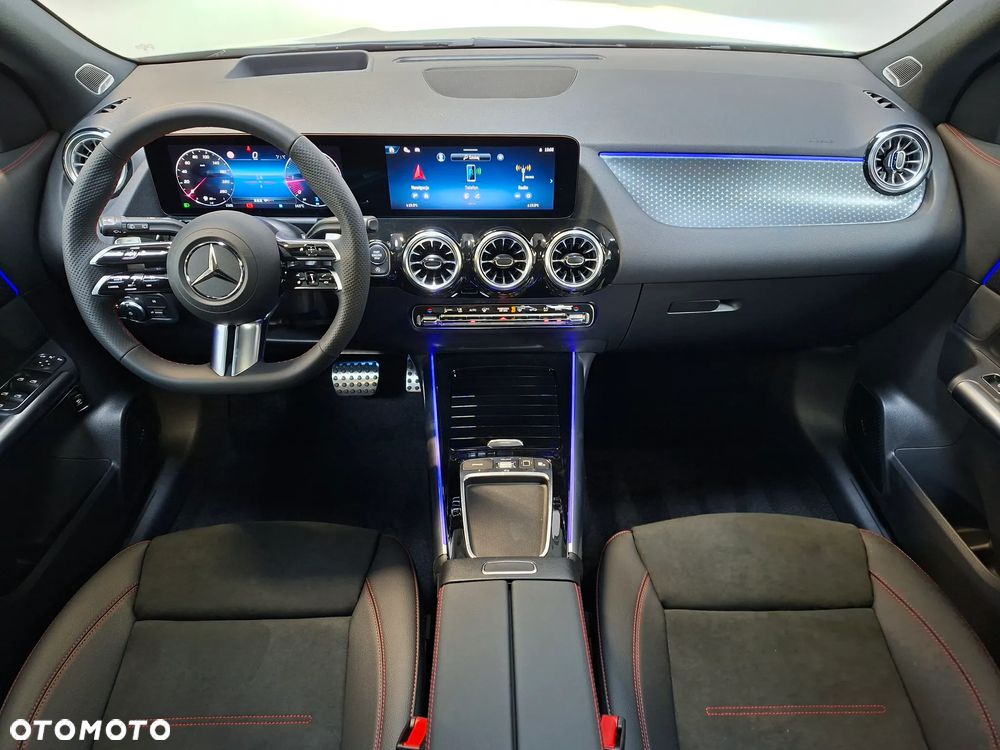 Mercedes-Benz GLA 220 d 4-Matic AMG Line 8G-DCT