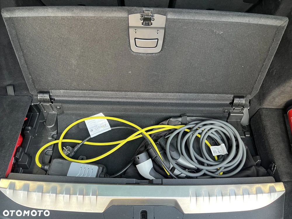 BMW Seria 3 320e M Sport - 25