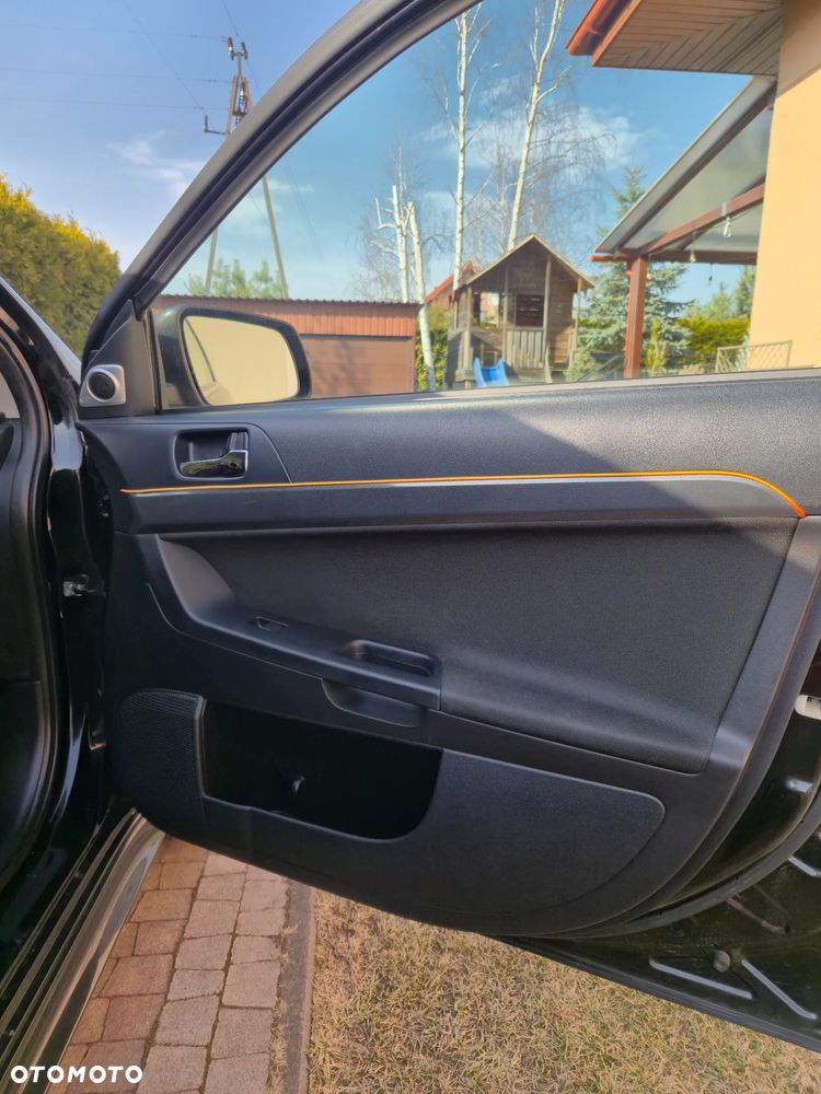 Mitsubishi Lancer 1.8 Inform - 24