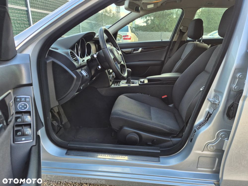 Mercedes-Benz Klasa C 200 CDI BlueEff Classic - 5