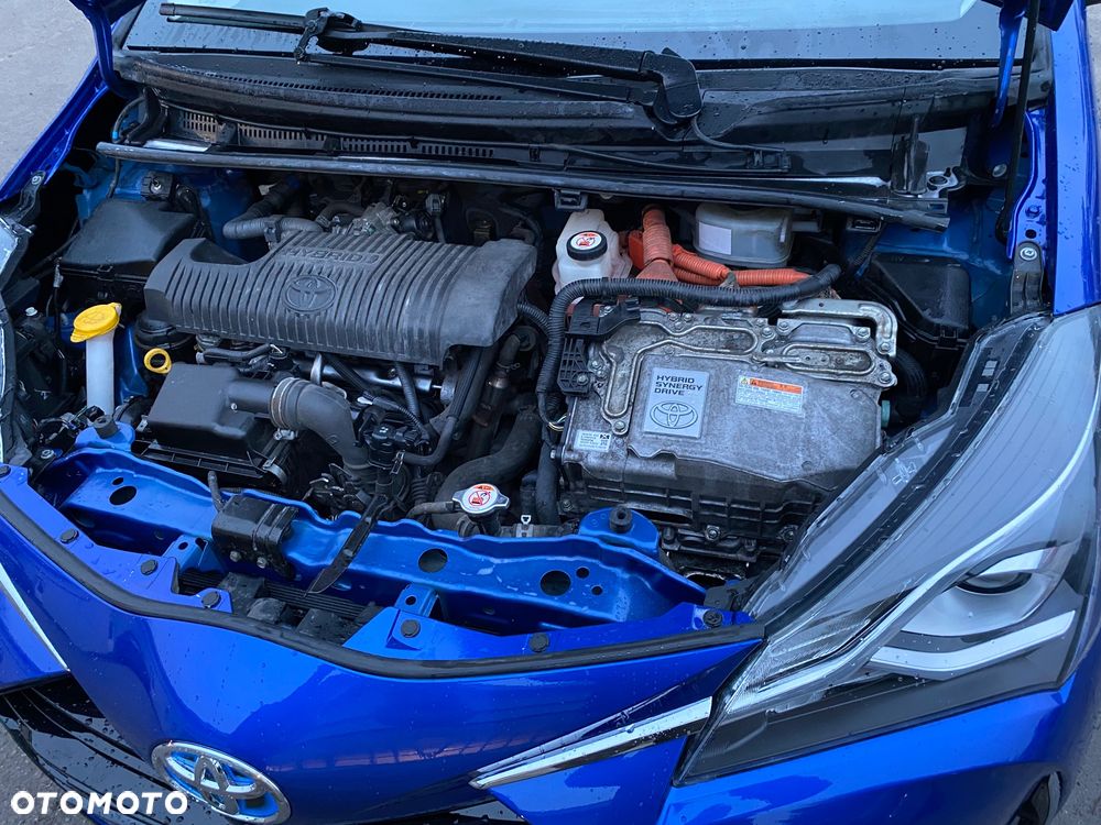 Toyota Yaris 1.5 VVT-i Team Deutschland - 32