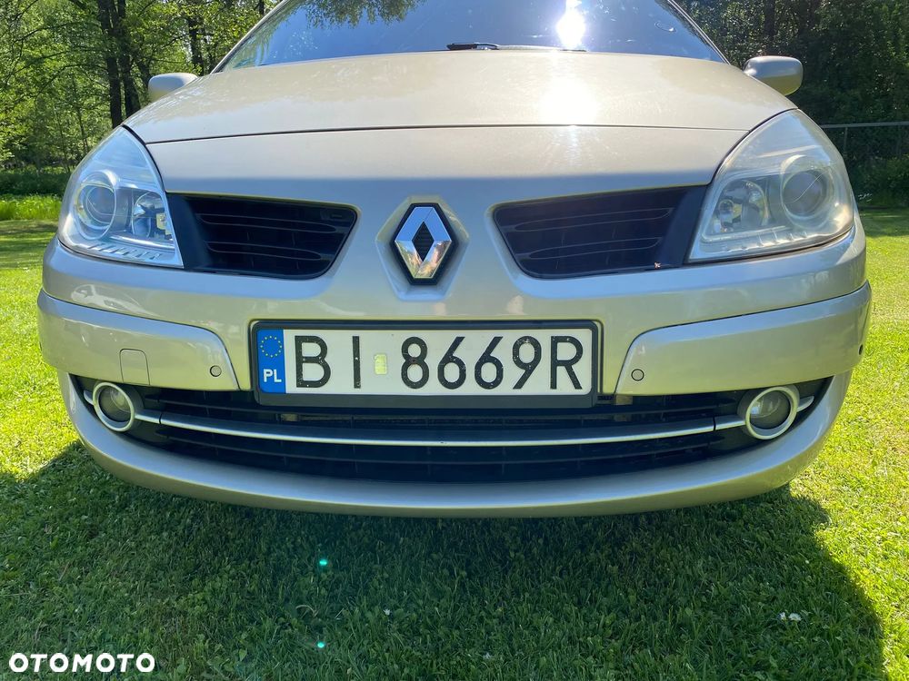 Renault Scenic 1.9 dCi Luxe Privilege - 4