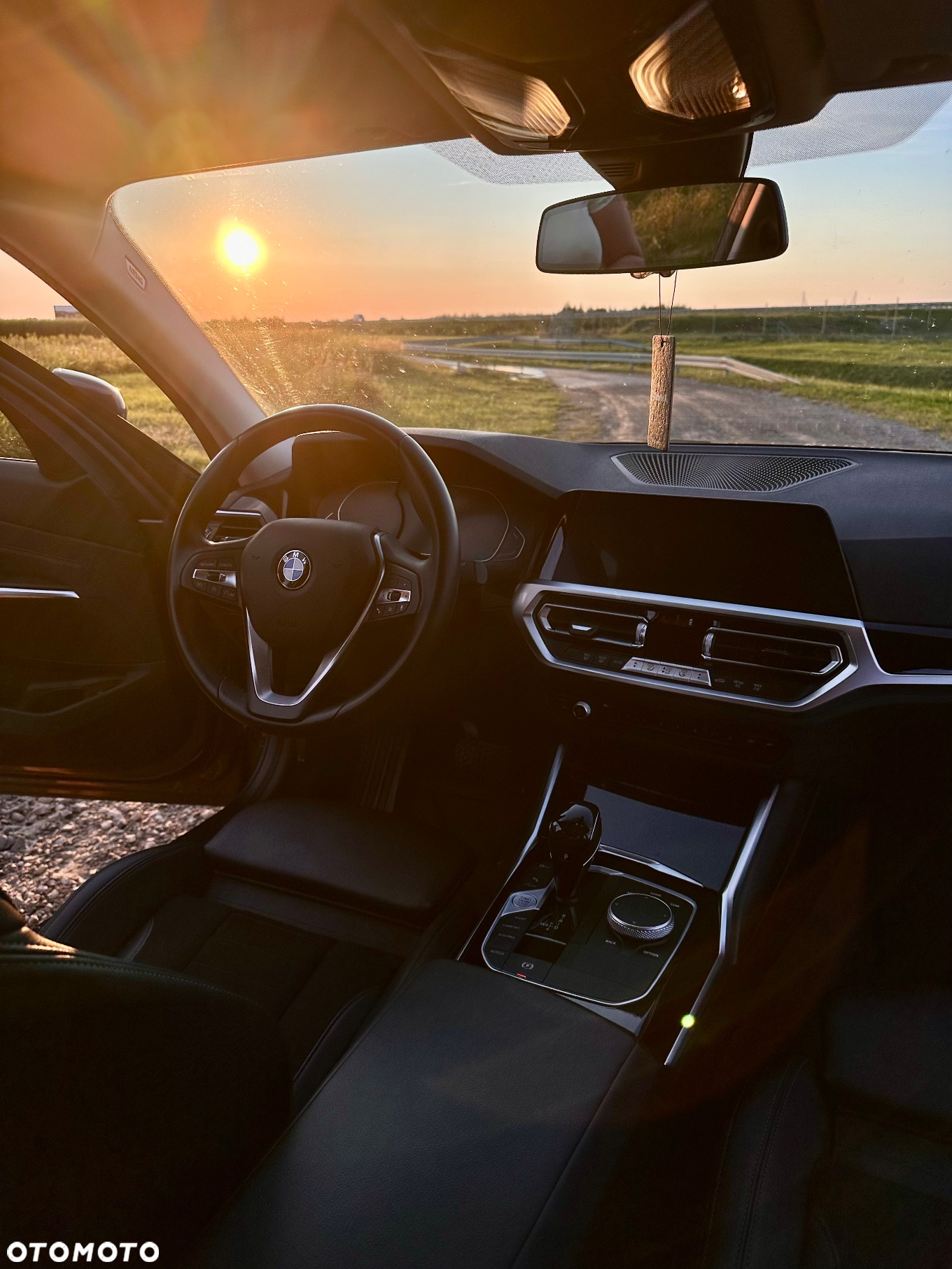 BMW Seria 3 330i xDrive Advantage - 10