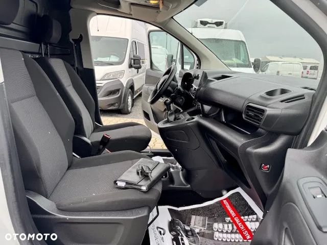 Toyota Proace City - 10