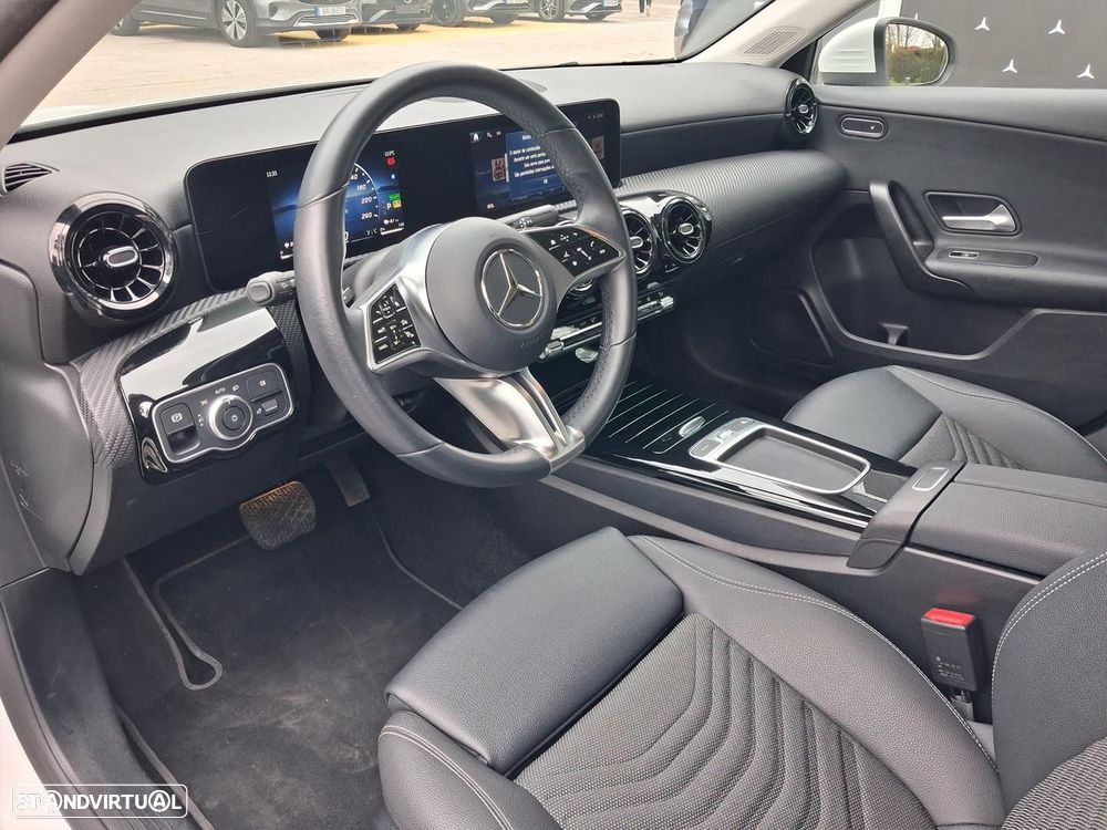 Mercedes-Benz A 250 - 10