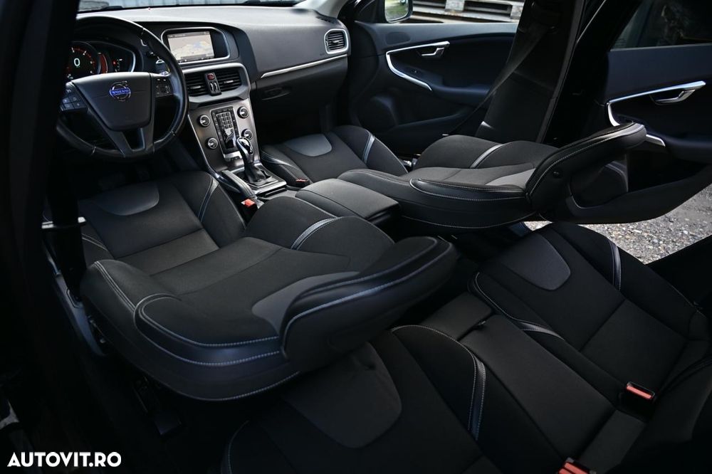 Volvo V40 D3 Aut. Basic - 15