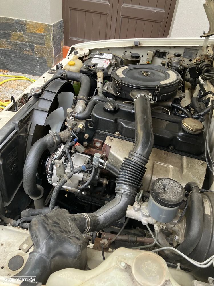 Nissan Pick Up 2.5 D King Cab - 3