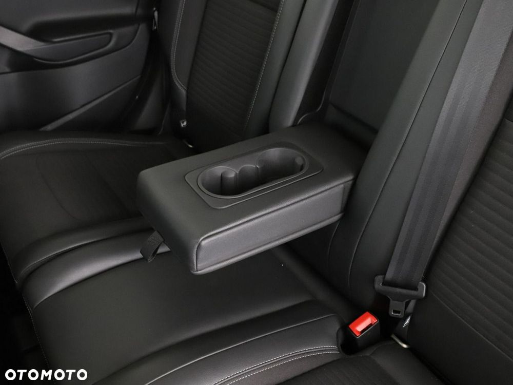 Ford Kuga 2.0 TDCi 2x4 Business Edition - 34