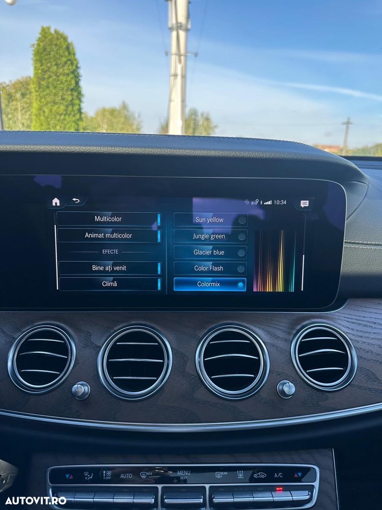 Mercedes-Benz E 220 d T 9G-TRONIC Exclusive - 21