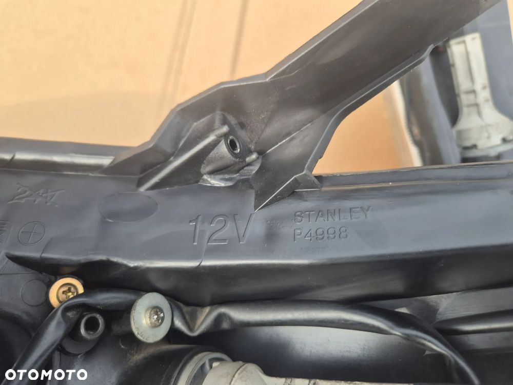 Mazda 5 komplet lamp.Soczewki 2005-2010.OE.100% - 16