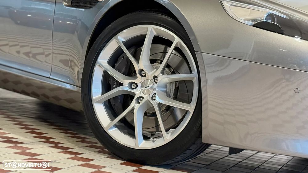 Aston Martin Rapide V12 Touchtronic III S - 9