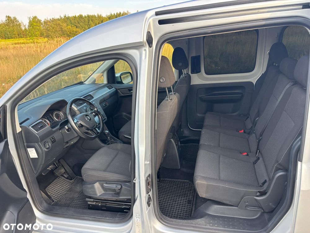 Volkswagen Caddy Maxi 2.0 TDI Trendline DSG - 26