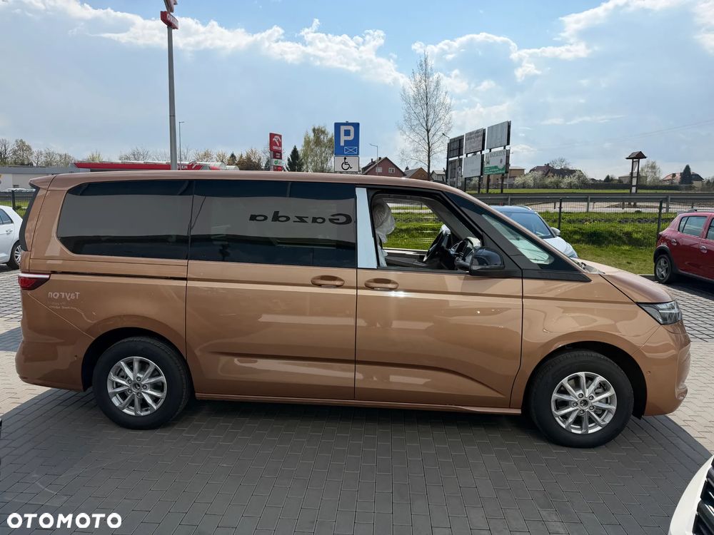 Volkswagen Multivan 2.0 TDI L2 Family DSG - 4