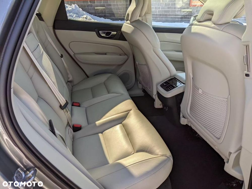 Volvo XC 60 T5 Geartronic Inscription - 9