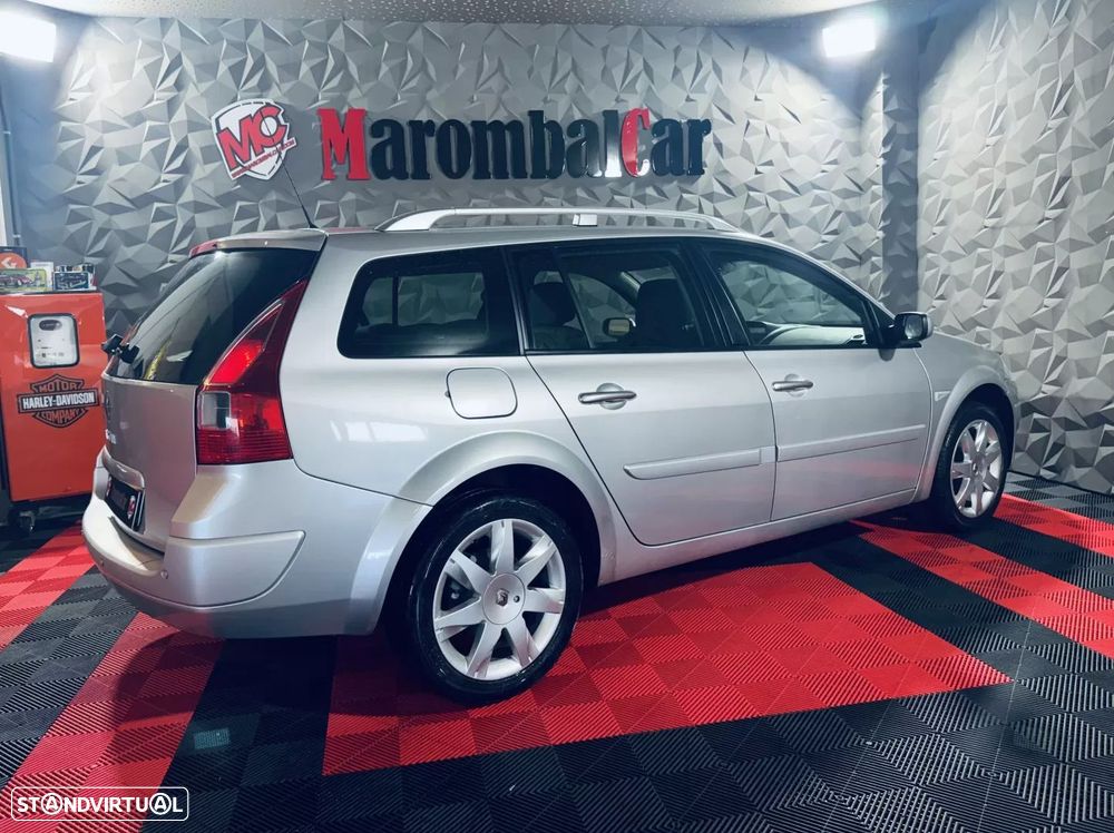 Renault Mégane Break 1.5 dCi Dynamique - 4