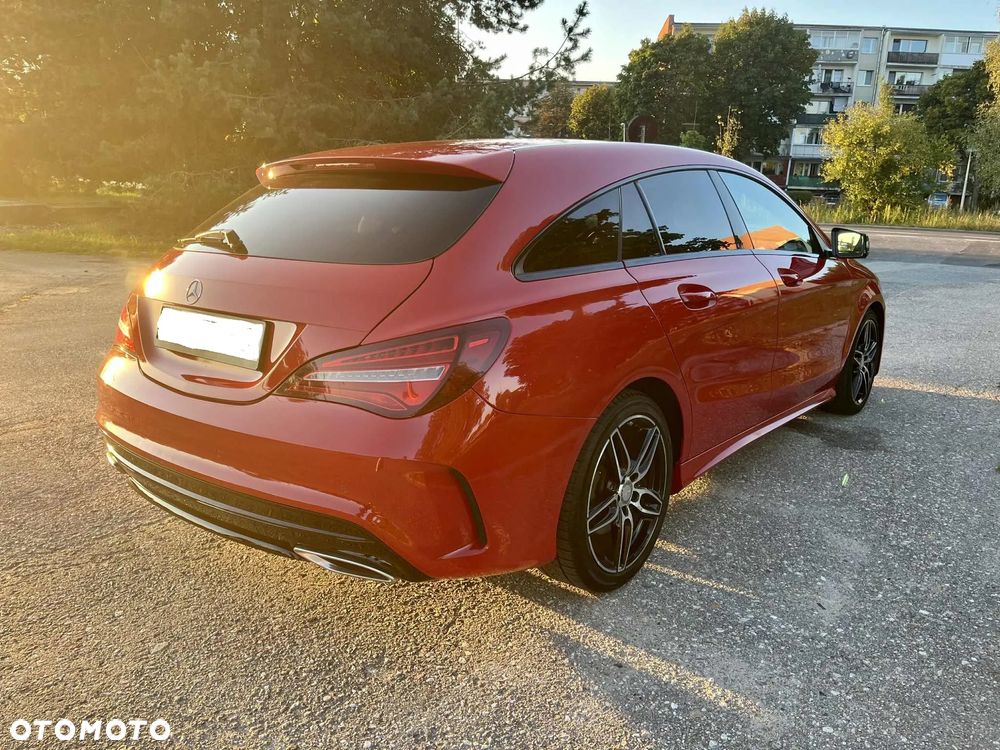 Mercedes-Benz CLA 220 4-Matic AMG Line - 4