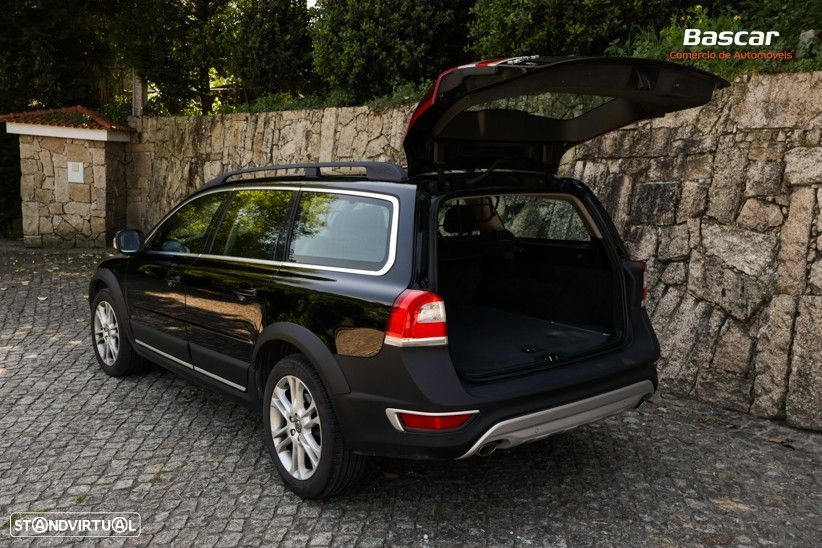 Volvo XC 70 D4 Geartronic Black Line - 12