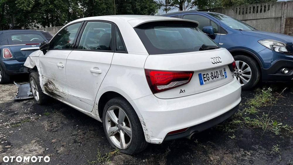 Audi A1 Sportback 1.0 TFSI ultra design - 8
