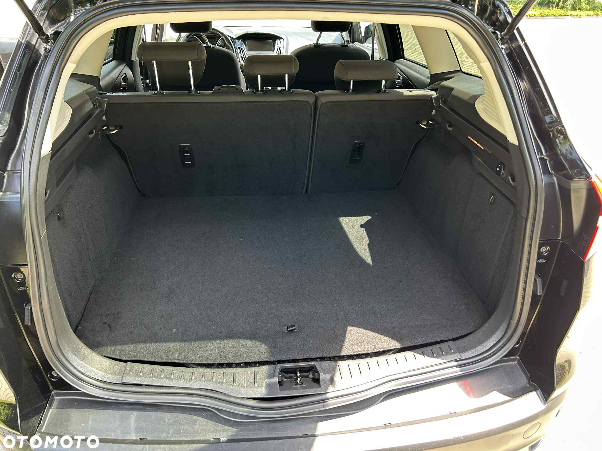 Ford Focus 1.0 EcoBoost Active Business - 19