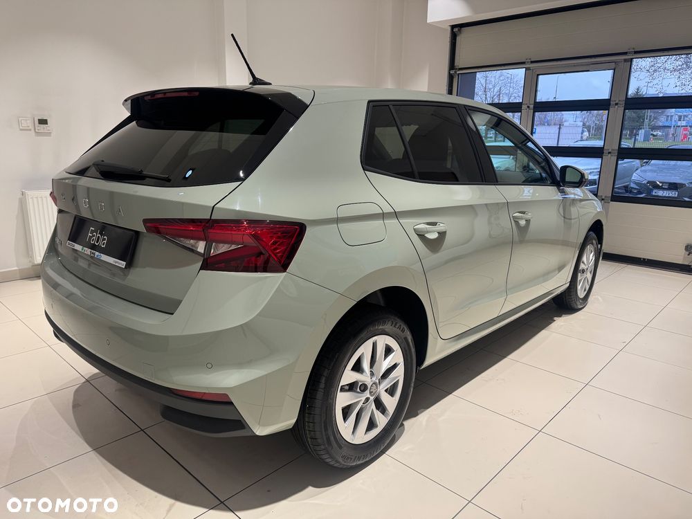 Skoda Fabia 1.0 TSI Drive - 3