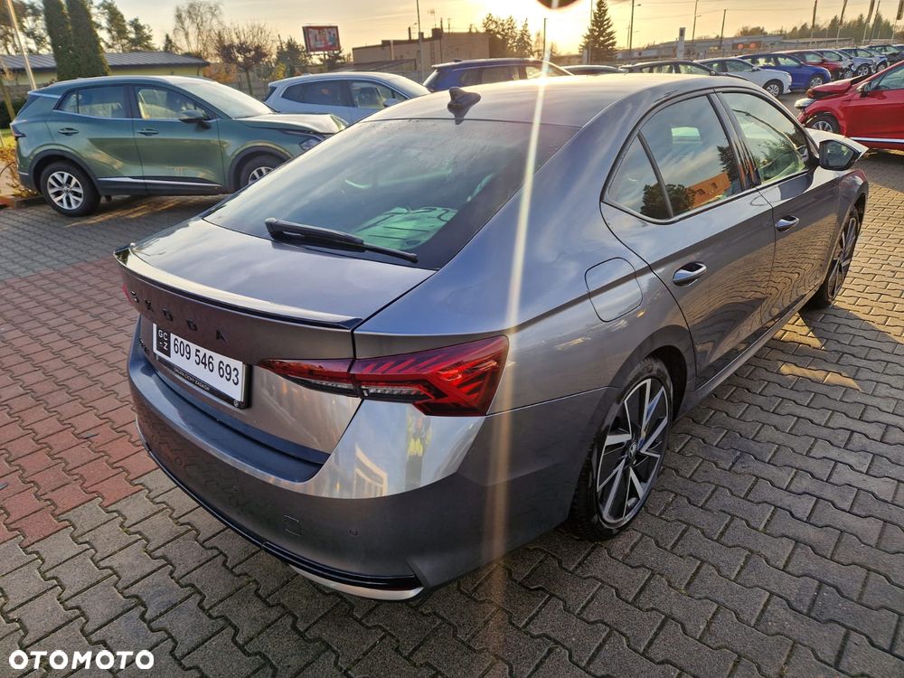 Skoda Octavia 1.5 TSI ACT Sportline - 4