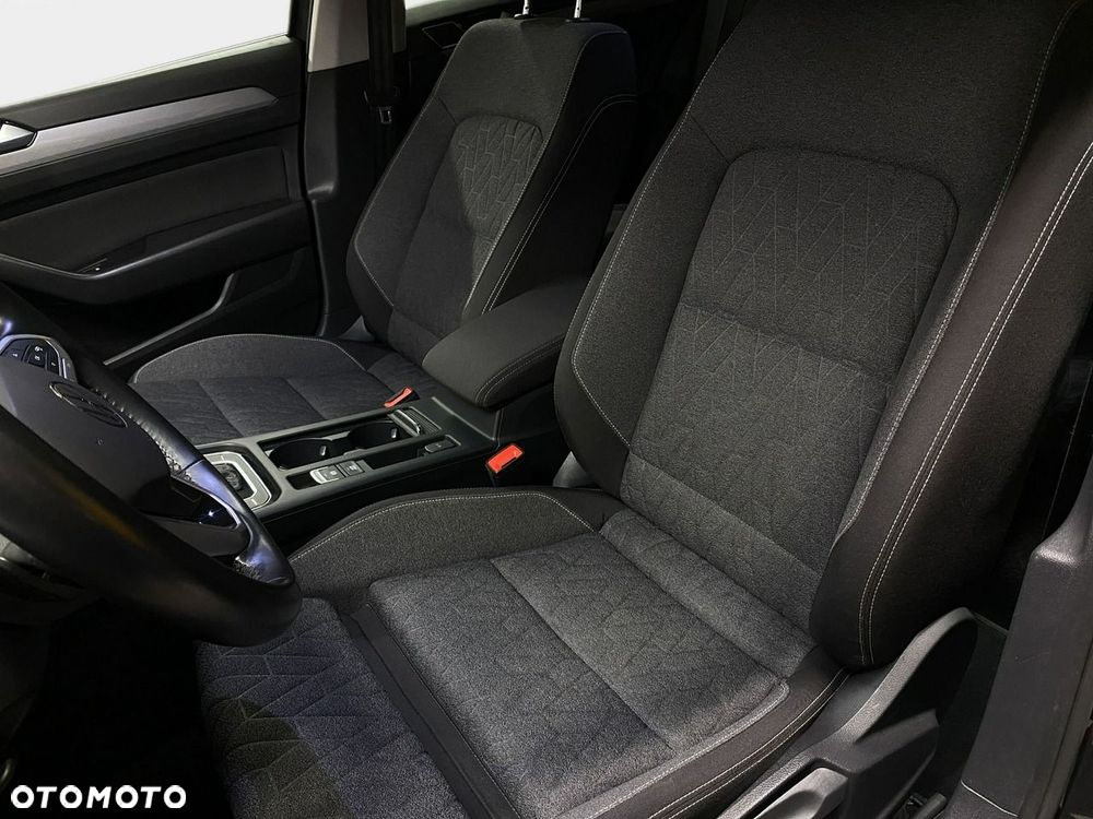Volkswagen Passat Variant - 16
