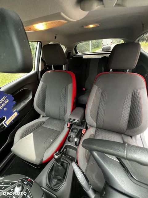Ford Fiesta 1.5 TDCi Ambiente - 10