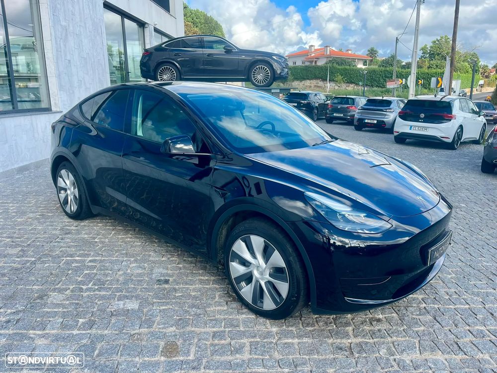 Tesla Model Y Standard - 5