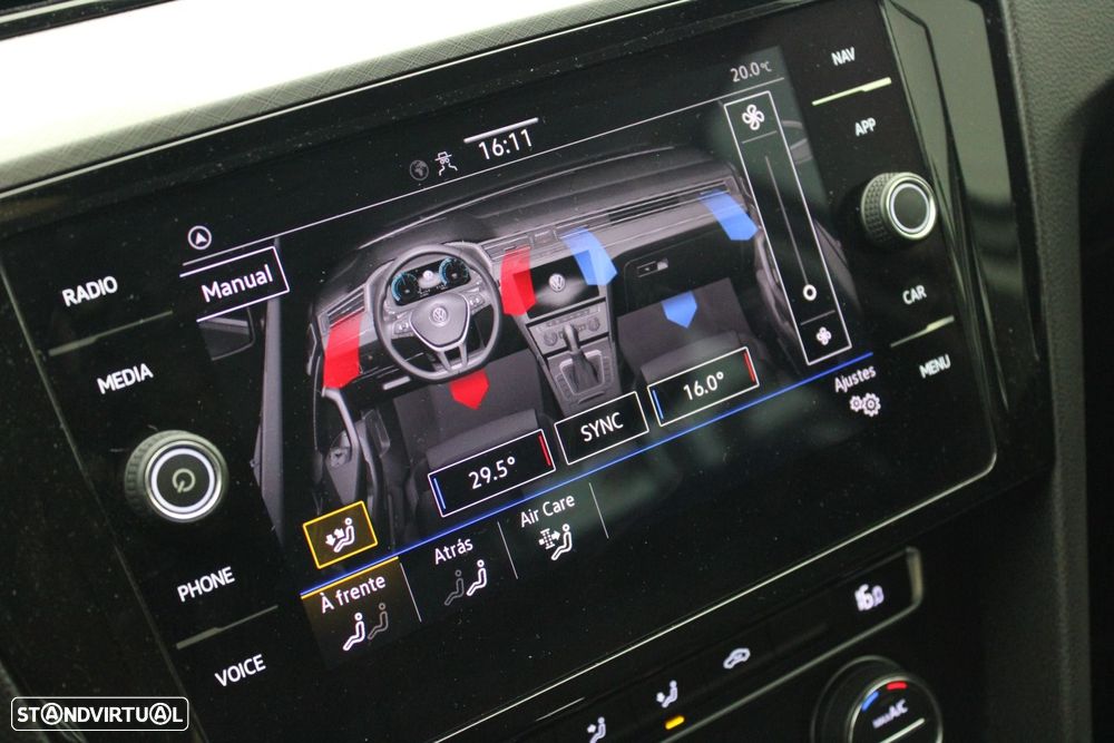 VW Passat Variant 2.0 TDI Business DSG - 19