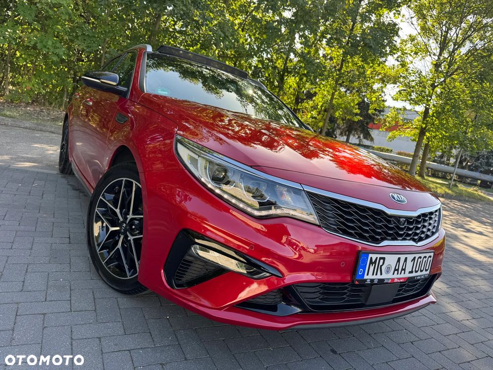 Kia Optima - 1