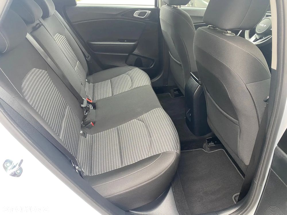 Kia Ceed 1.0 T-GDI Business Line Plus - 25