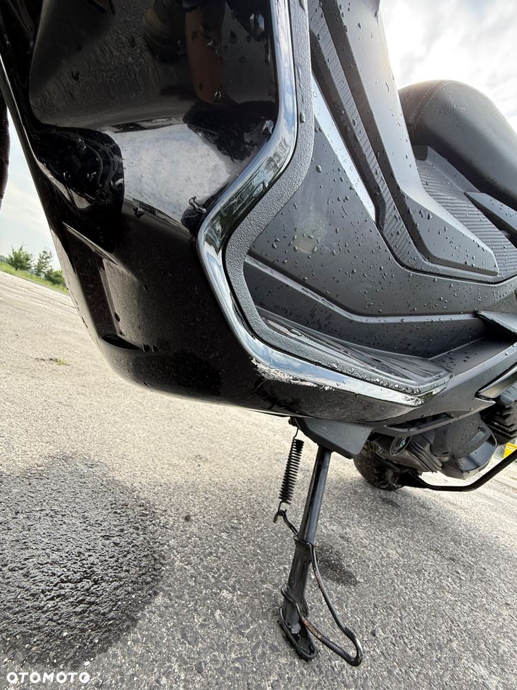 Aprilia SR - 17