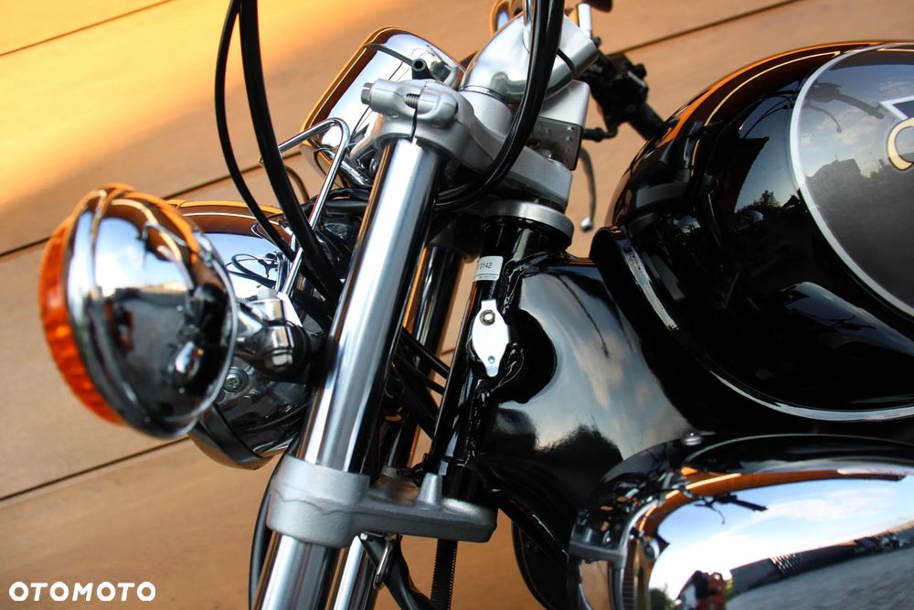 Yamaha XV - 37