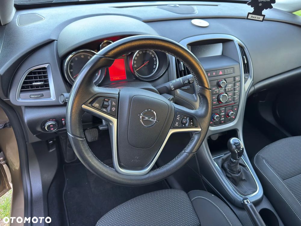 Opel Astra - 9