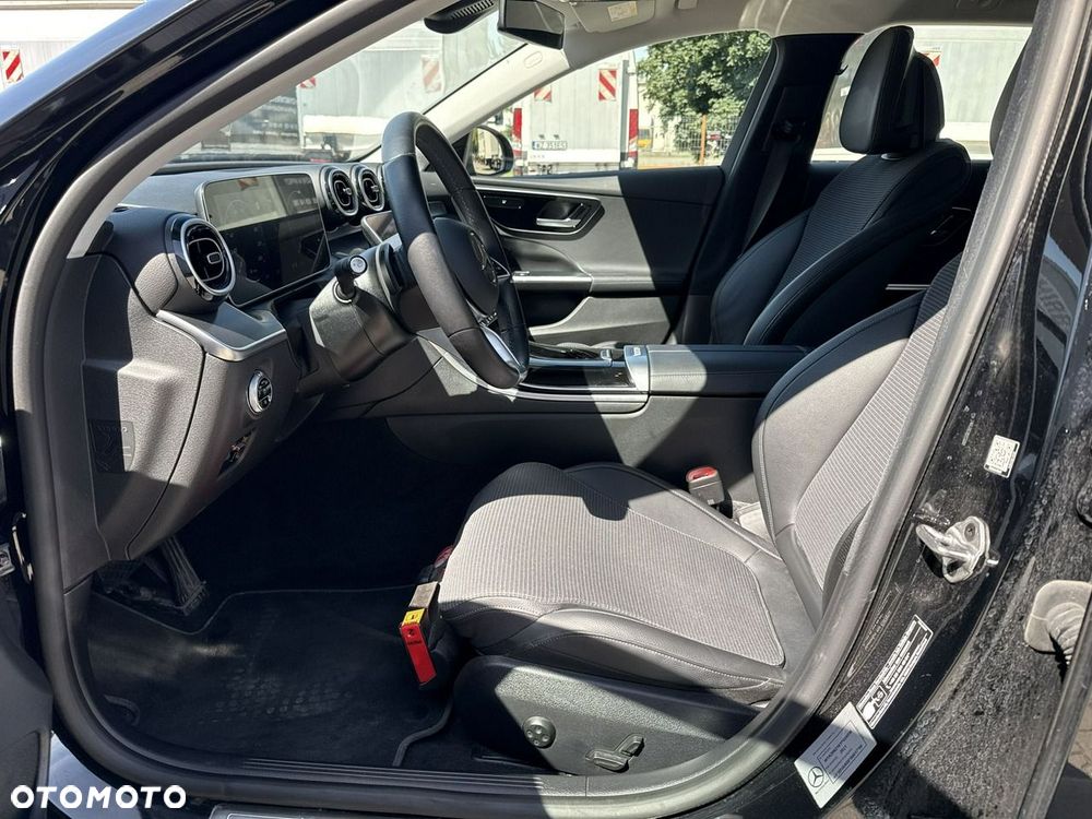 Mercedes-Benz Klasa C 220 d mHEV 4-Matic - 11