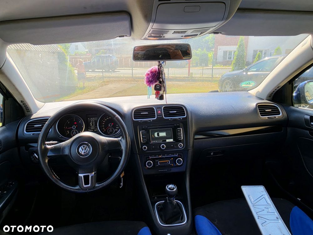 Volkswagen Golf - 5