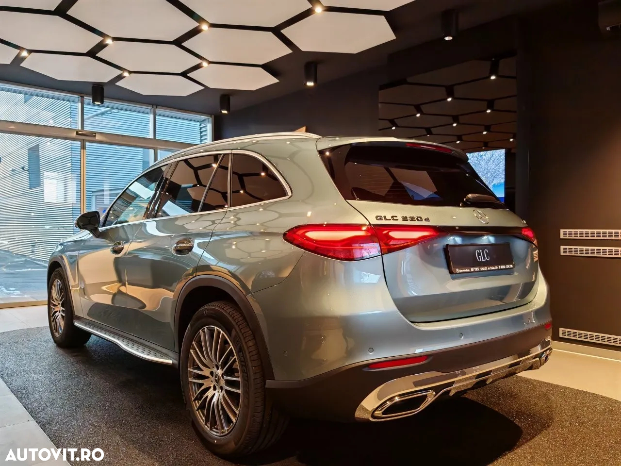 Mercedes-Benz GLC 220 d 4MATIC MHEV - 9