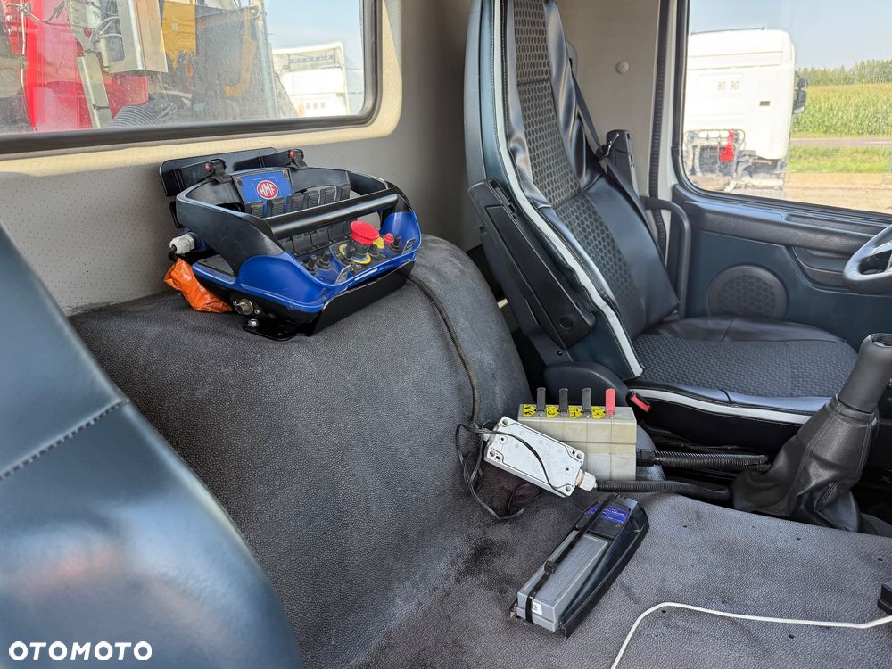 Volvo FMX 410 / WYWROTKA + HDS / 8X4 / KIPER 2 STRONY / MANUAL / EURO 5 / Z FRANCJI / STAN BDB / / / - 27