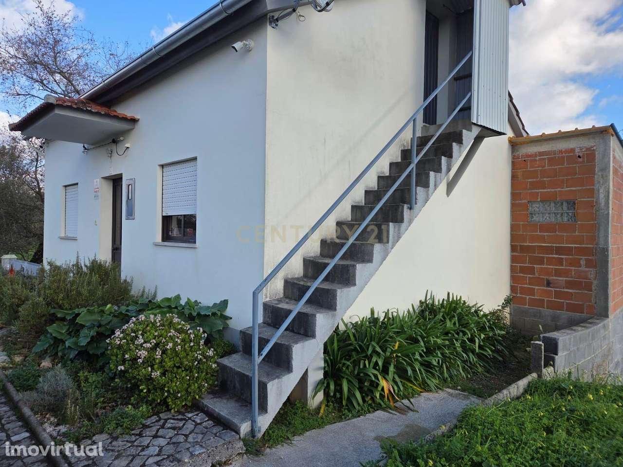 Moradia com Potencial de Ampliação para T4 em Lapa – Pombal. - Grande imagem: 2/18