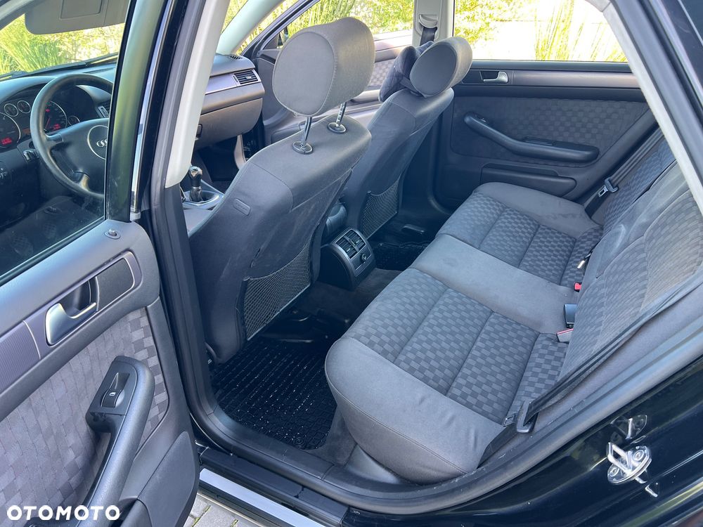 Audi A6 Limousine 1.9 TDI - 15