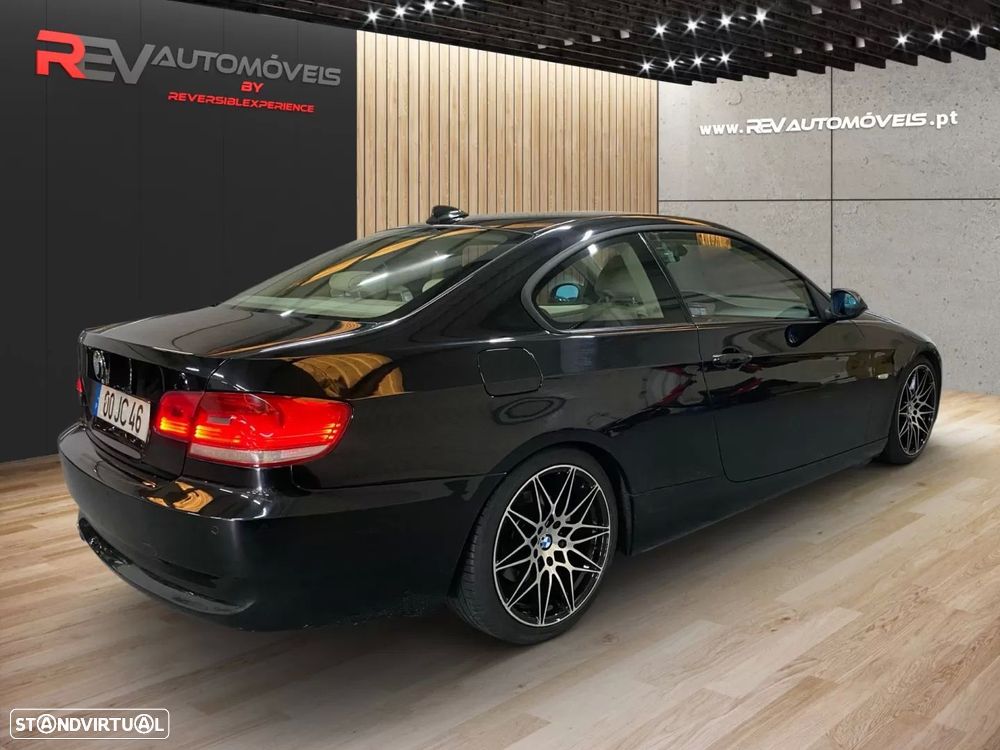 BMW 320 d Coupe - 3
