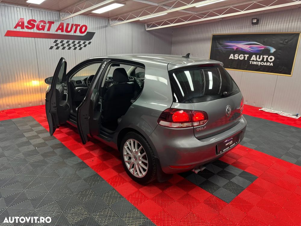 Volkswagen Golf - 15