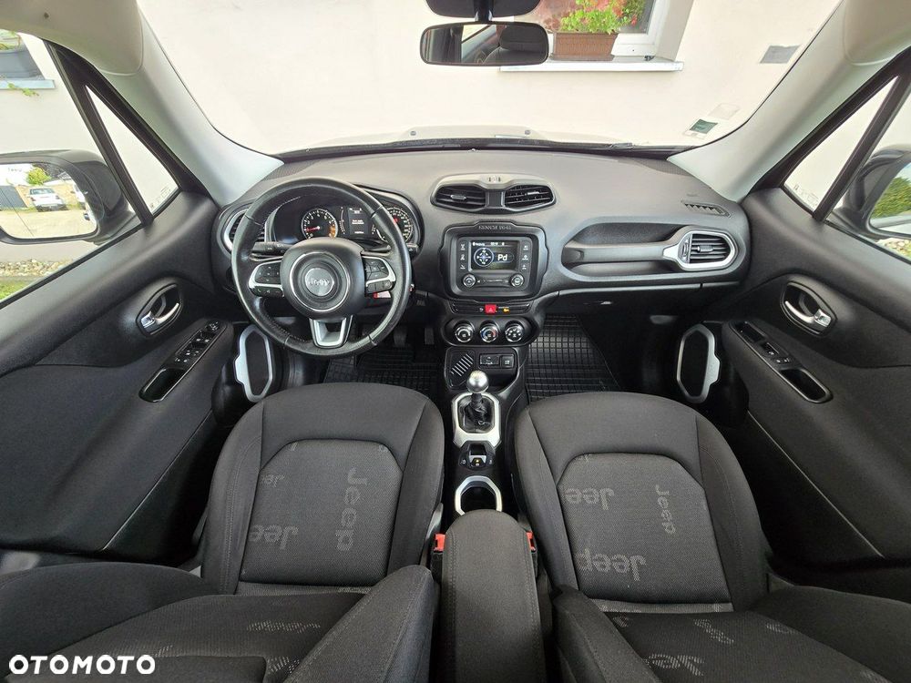 Jeep Renegade - 26