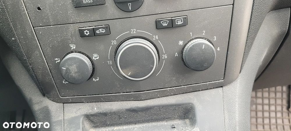 OPEL ZAFIRA-B Z19DT 2006 na części - 18