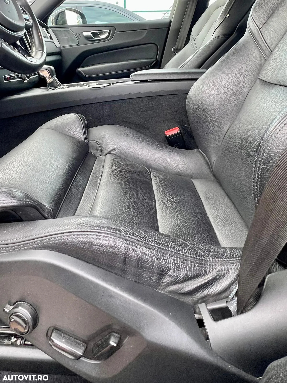 Volvo XC 60 D4 Geartronic RDesign - 10