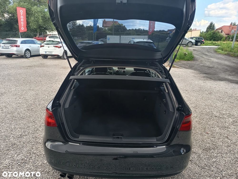 Audi A3 3-drzwiowe 1.4 TFSI Ambition - 32
