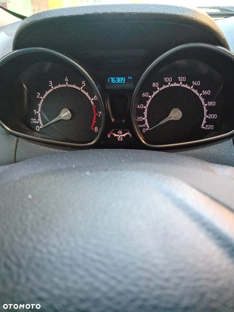 Ford EcoSport 1.0 EcoBoost TITANIUM - 22