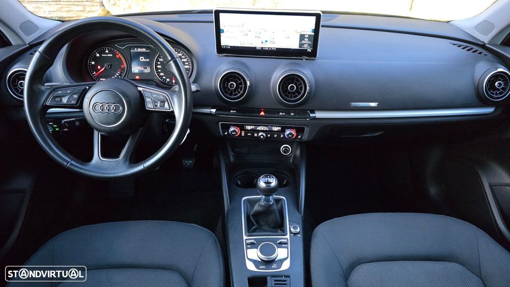 Audi A3 Limousine 1.6 TDI - 10