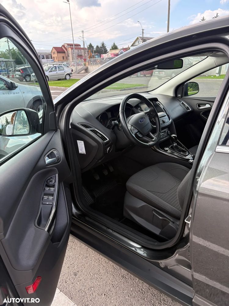 Ford Focus 1.5 EcoBoost Titanium - 4
